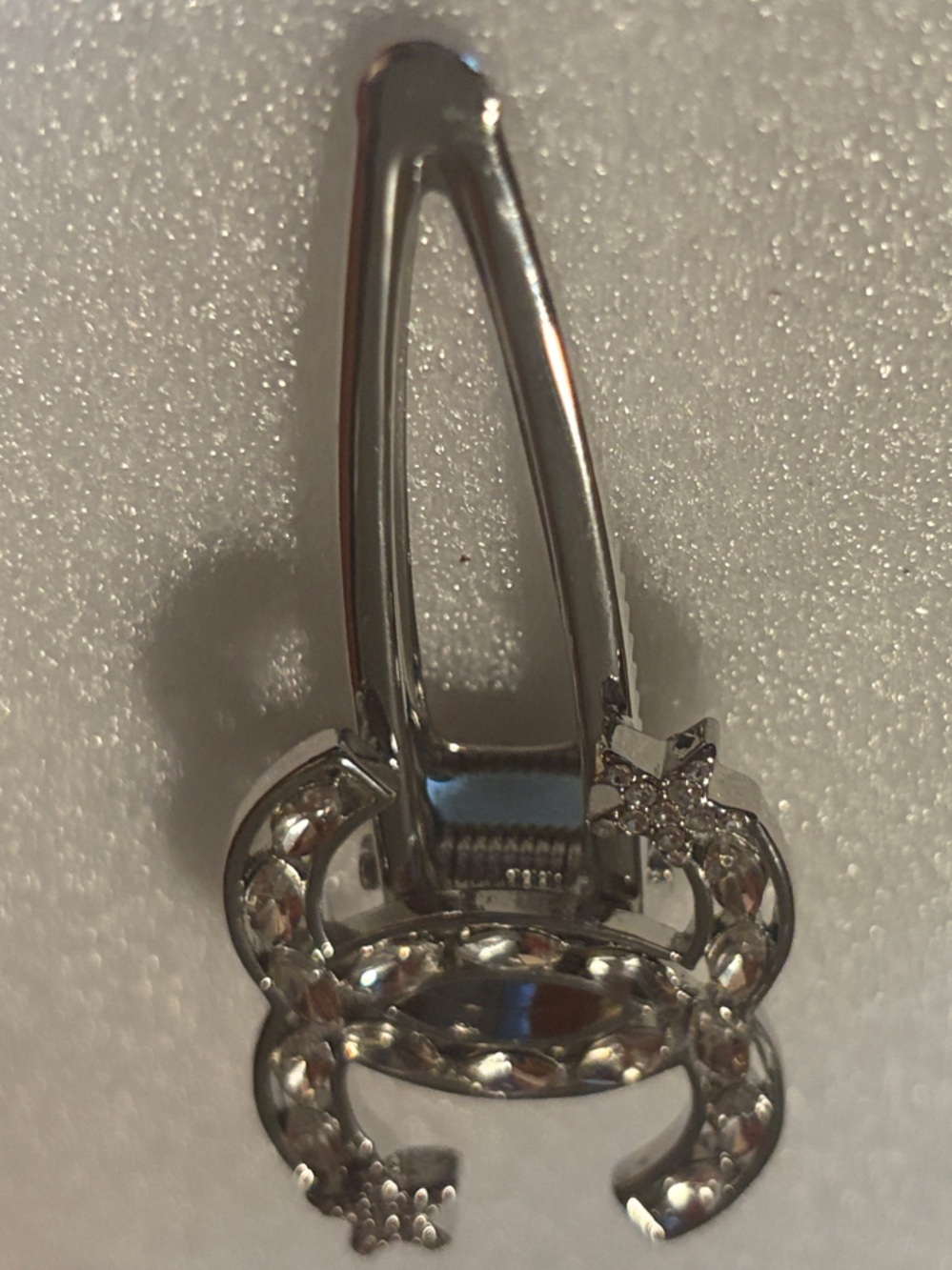 CHANEL Silver Crystal CC Logo Hair Clip - Picture 3 of 8